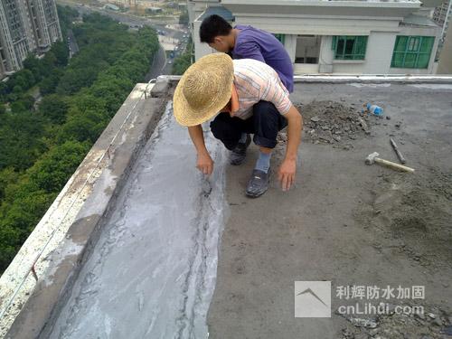 冬季<a href='http://www.csstzw.cn' target='_blank' title='防水施工'>防水施工</a>選材很重要 冬季<a href='http://www.csstzw.cn' target='_blank' title='防水施工'>防水施工</a>選材很重要